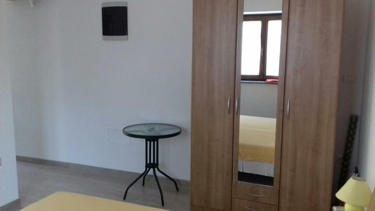 Studio Rocco Новиград Екстериор снимка